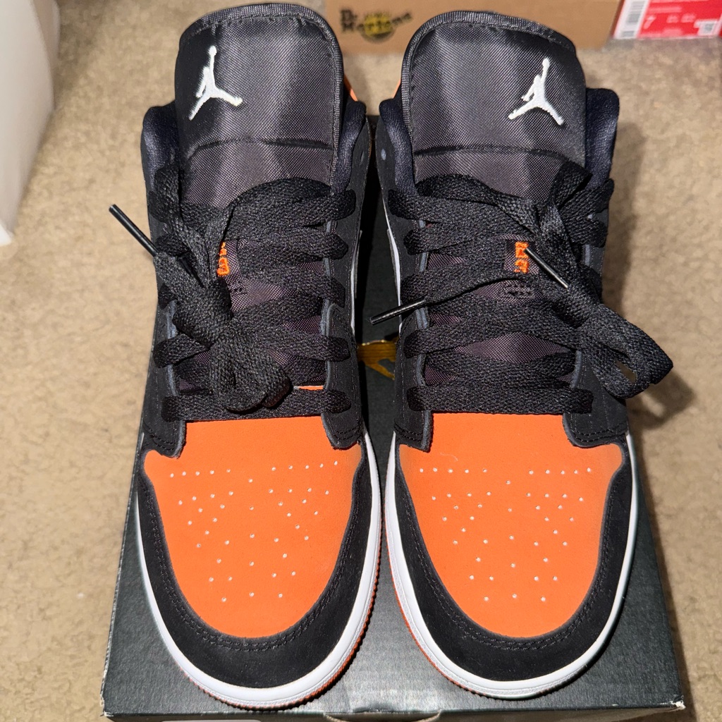 Air Jordan 1 Low
